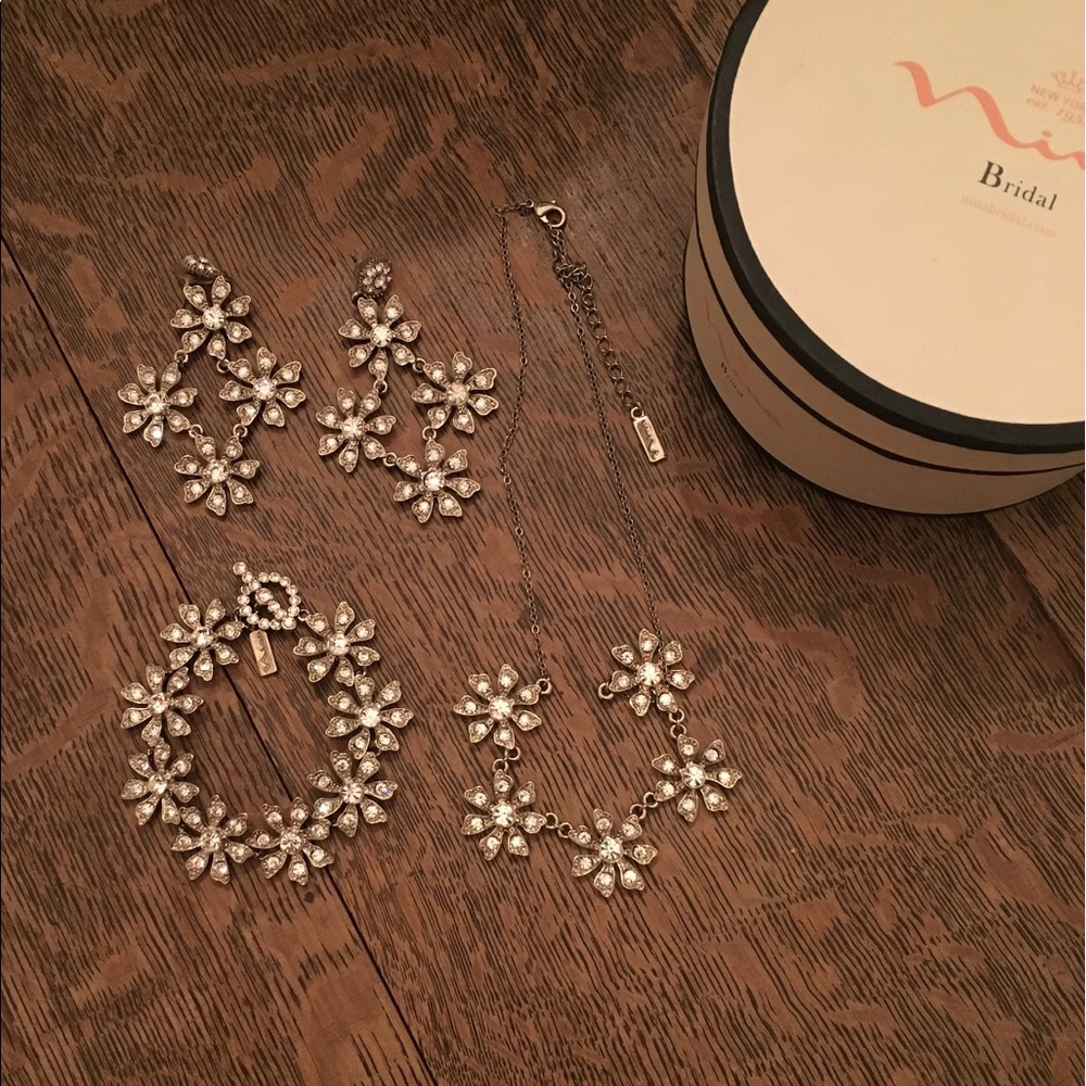 Nina Bridal Set